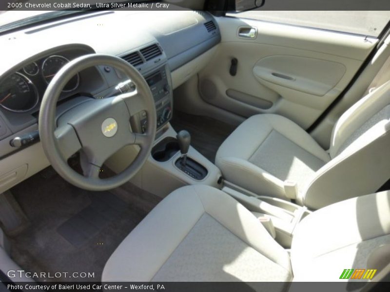 Ultra Silver Metallic / Gray 2005 Chevrolet Cobalt Sedan