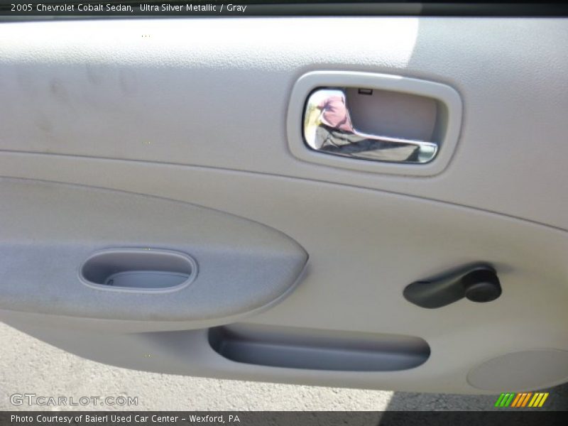 Ultra Silver Metallic / Gray 2005 Chevrolet Cobalt Sedan