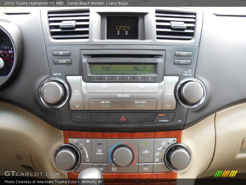 Sandy Beach Metallic / Sand Beige 2010 Toyota Highlander V6 4WD