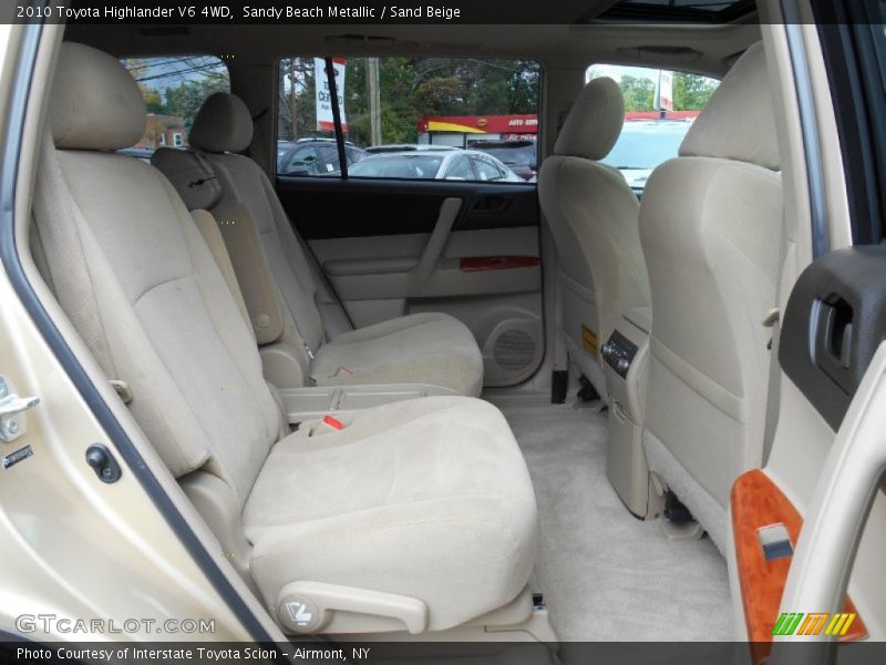 Sandy Beach Metallic / Sand Beige 2010 Toyota Highlander V6 4WD