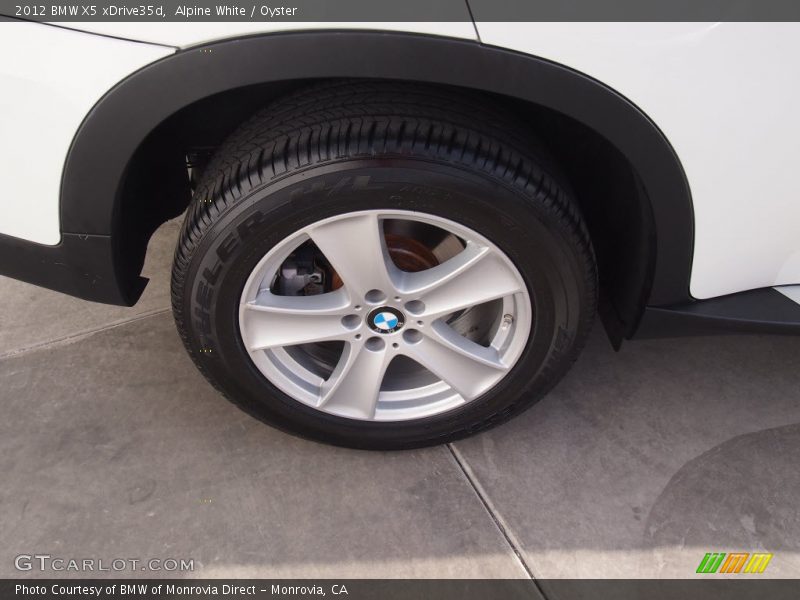 Alpine White / Oyster 2012 BMW X5 xDrive35d