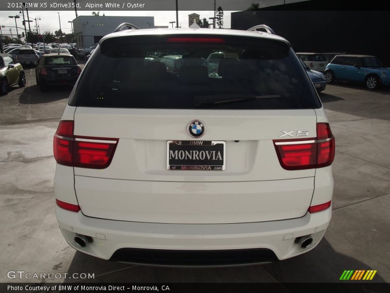 Alpine White / Oyster 2012 BMW X5 xDrive35d