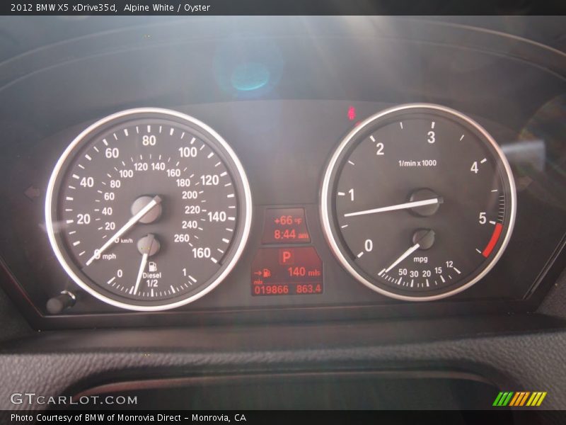 Alpine White / Oyster 2012 BMW X5 xDrive35d