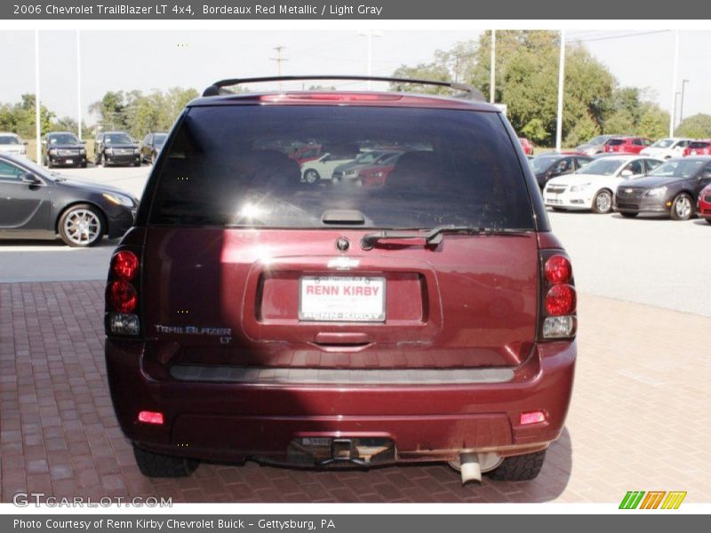 Bordeaux Red Metallic / Light Gray 2006 Chevrolet TrailBlazer LT 4x4
