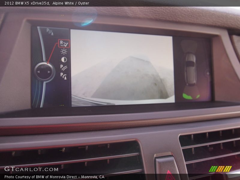 Alpine White / Oyster 2012 BMW X5 xDrive35d