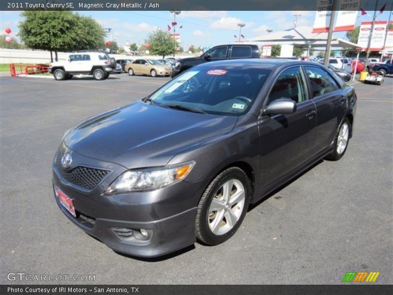 Magnetic Gray Metallic / Ash 2011 Toyota Camry SE