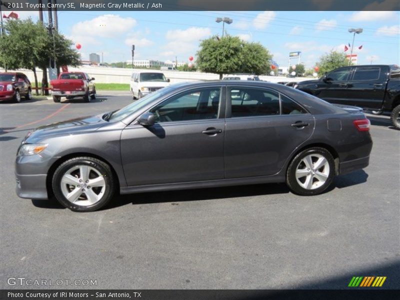 Magnetic Gray Metallic / Ash 2011 Toyota Camry SE
