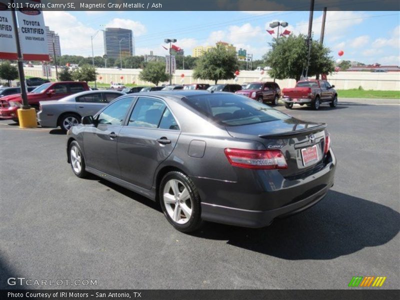 Magnetic Gray Metallic / Ash 2011 Toyota Camry SE
