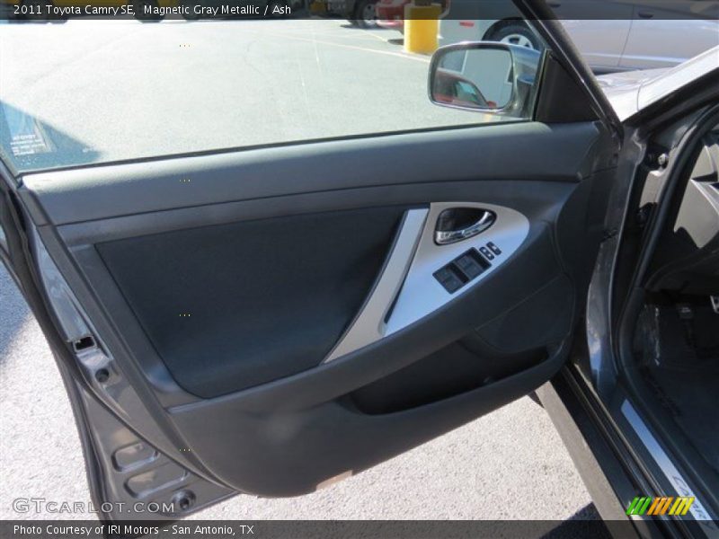 Magnetic Gray Metallic / Ash 2011 Toyota Camry SE