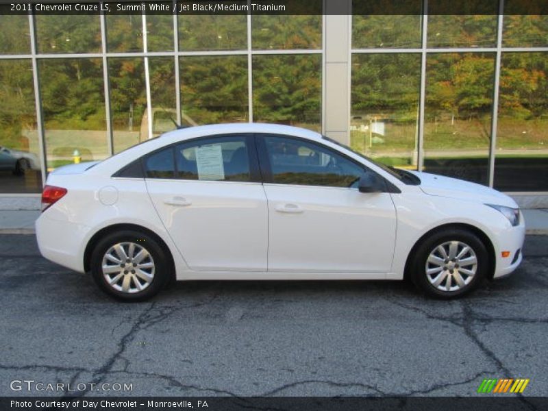 Summit White / Jet Black/Medium Titanium 2011 Chevrolet Cruze LS