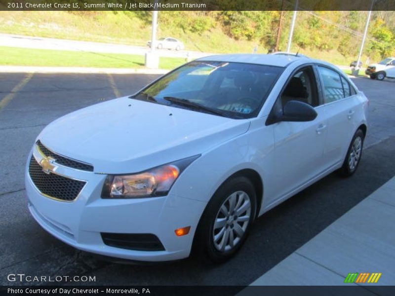 Summit White / Jet Black/Medium Titanium 2011 Chevrolet Cruze LS