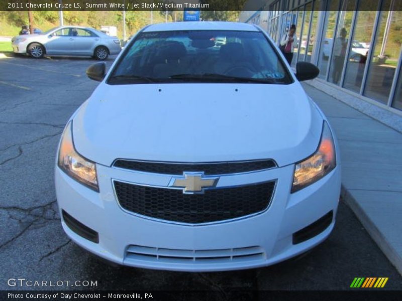 Summit White / Jet Black/Medium Titanium 2011 Chevrolet Cruze LS