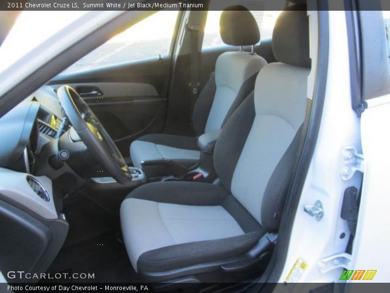 Summit White / Jet Black/Medium Titanium 2011 Chevrolet Cruze LS