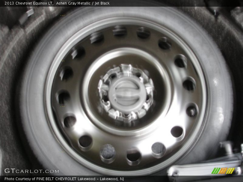 Ashen Gray Metallic / Jet Black 2013 Chevrolet Equinox LT