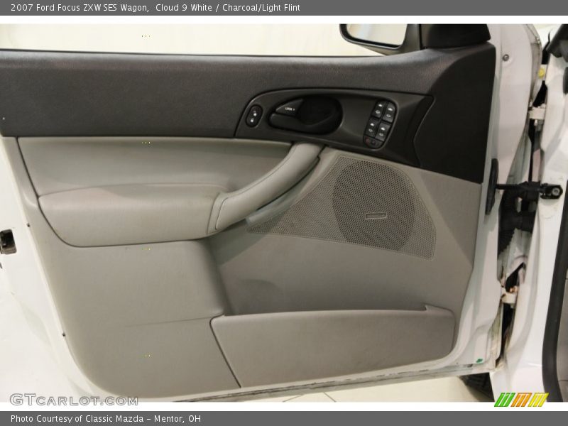 Door Panel of 2007 Focus ZXW SES Wagon
