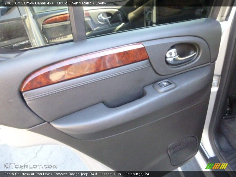 Liquid Silver Metallic / Ebony 2005 GMC Envoy Denali 4x4