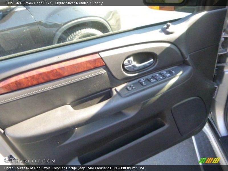 Liquid Silver Metallic / Ebony 2005 GMC Envoy Denali 4x4