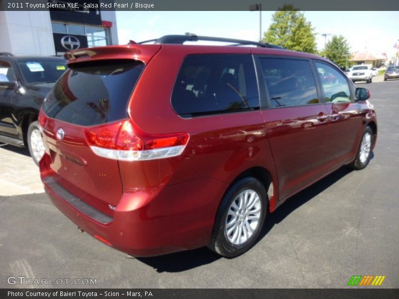 Salsa Red Pearl / Bisque 2011 Toyota Sienna XLE