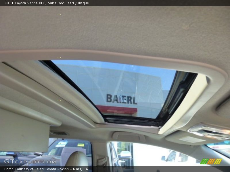 Salsa Red Pearl / Bisque 2011 Toyota Sienna XLE