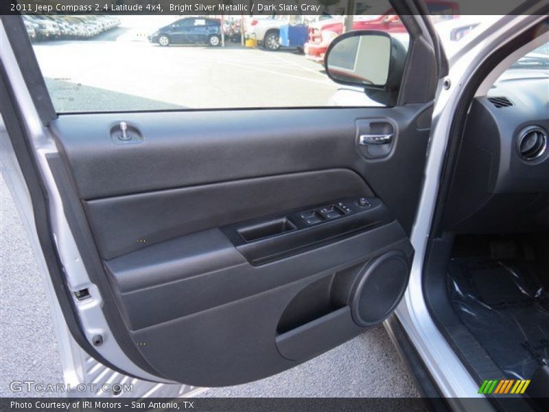 Bright Silver Metallic / Dark Slate Gray 2011 Jeep Compass 2.4 Latitude 4x4