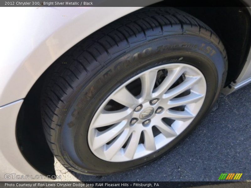 Bright Silver Metallic / Black 2012 Chrysler 300