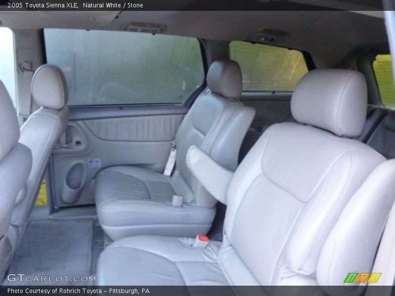Natural White / Stone 2005 Toyota Sienna XLE