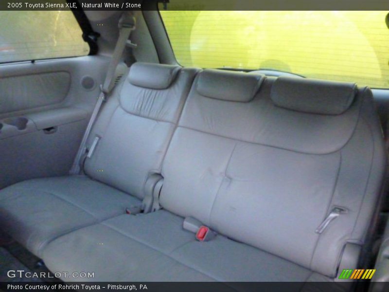 Natural White / Stone 2005 Toyota Sienna XLE