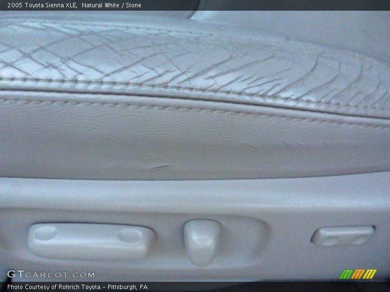 Natural White / Stone 2005 Toyota Sienna XLE