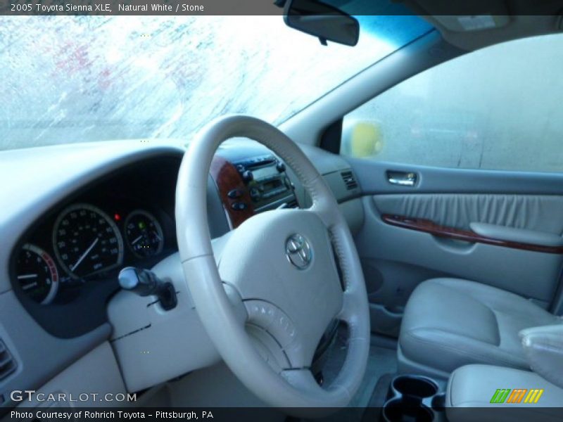 Natural White / Stone 2005 Toyota Sienna XLE