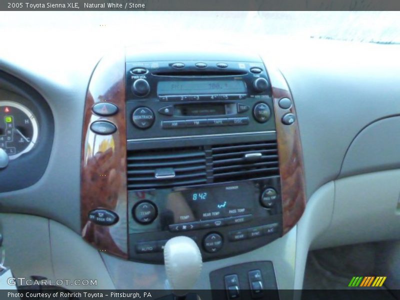 Natural White / Stone 2005 Toyota Sienna XLE