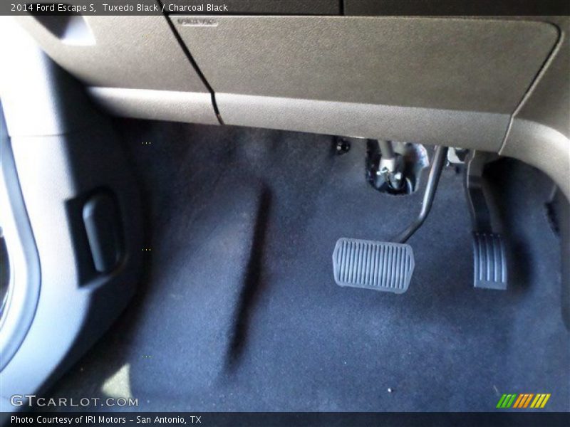 Tuxedo Black / Charcoal Black 2014 Ford Escape S