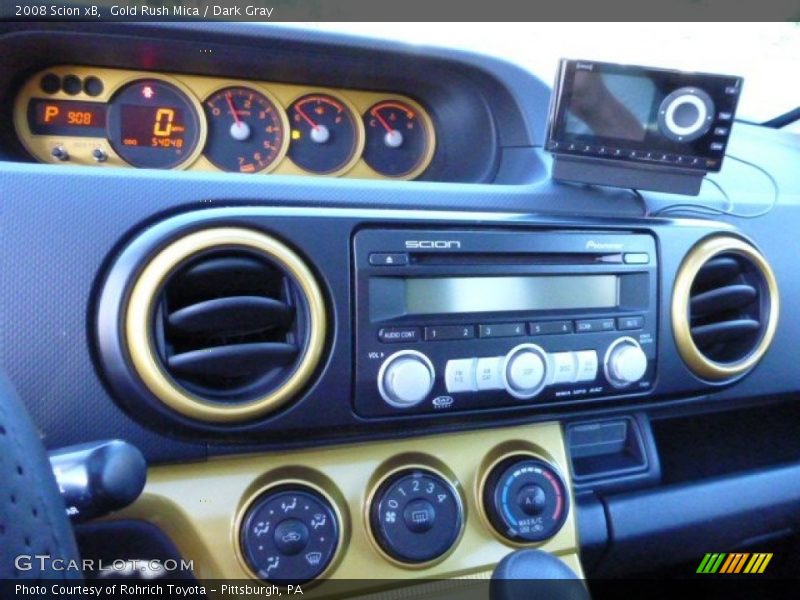 Gold Rush Mica / Dark Gray 2008 Scion xB