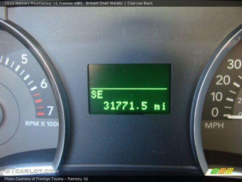 Brilliant Silver Metallic / Charcoal Black 2010 Mercury Mountaineer V6 Premier AWD
