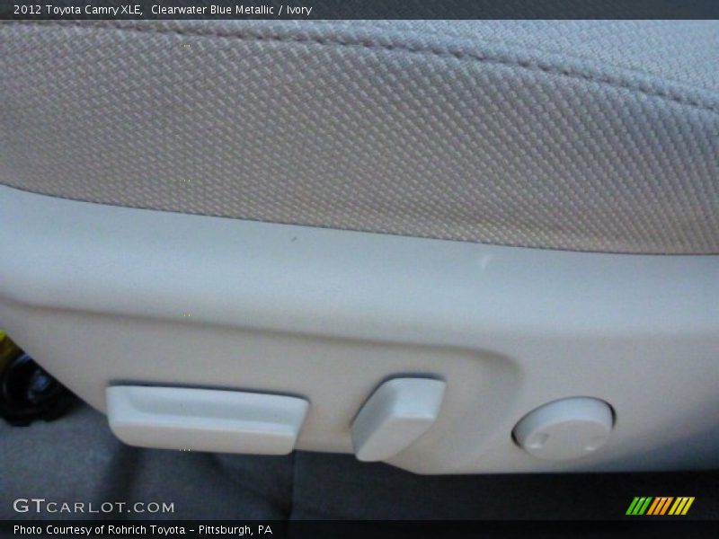 Clearwater Blue Metallic / Ivory 2012 Toyota Camry XLE