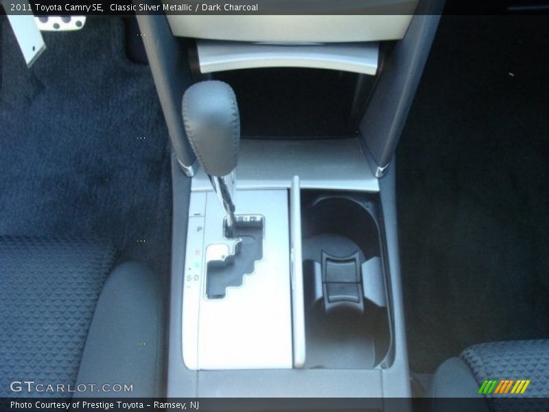 Classic Silver Metallic / Dark Charcoal 2011 Toyota Camry SE