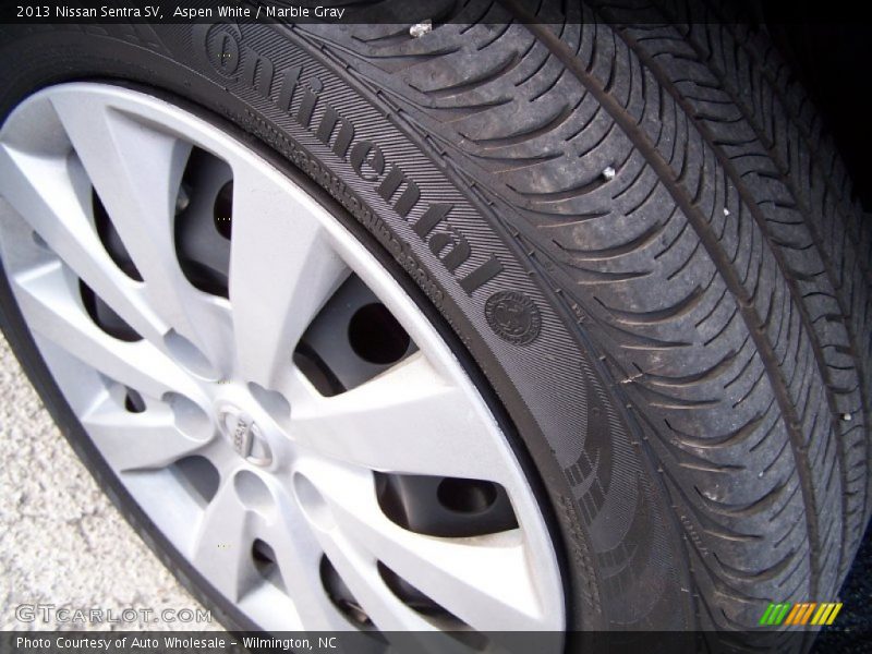 Aspen White / Marble Gray 2013 Nissan Sentra SV