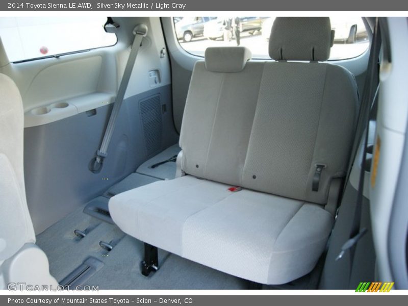 Silver Sky Metallic / Light Gray 2014 Toyota Sienna LE AWD