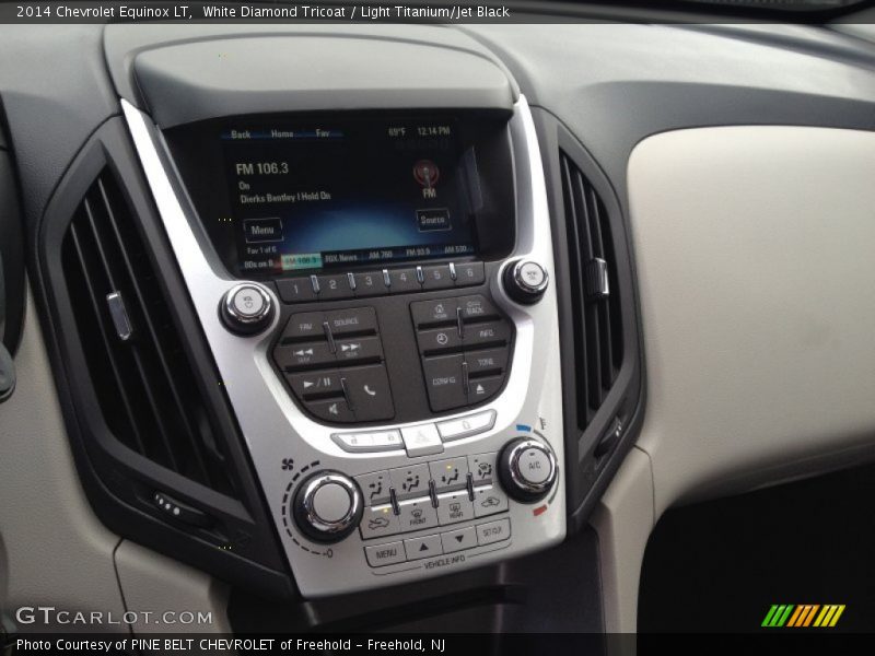 White Diamond Tricoat / Light Titanium/Jet Black 2014 Chevrolet Equinox LT