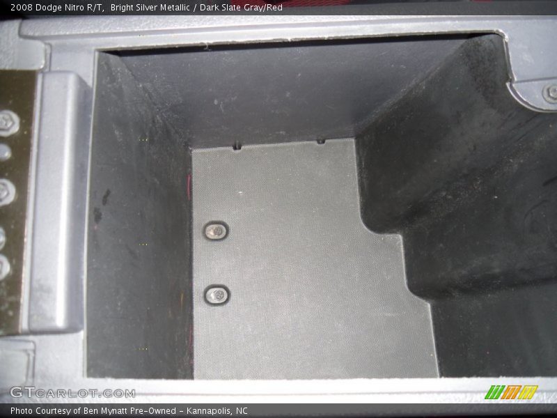 Bright Silver Metallic / Dark Slate Gray/Red 2008 Dodge Nitro R/T