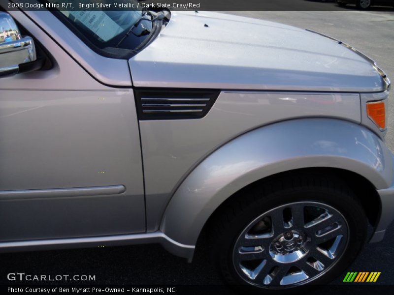 Bright Silver Metallic / Dark Slate Gray/Red 2008 Dodge Nitro R/T