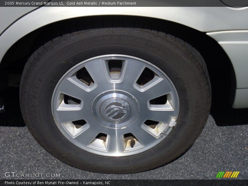 Gold Ash Metallic / Medium Parchment 2005 Mercury Grand Marquis LS