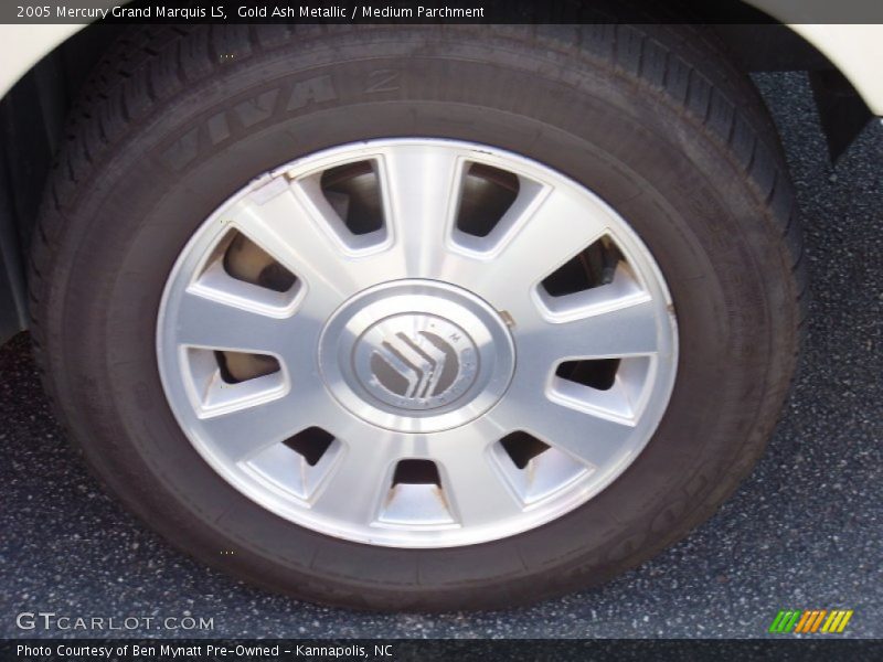 Gold Ash Metallic / Medium Parchment 2005 Mercury Grand Marquis LS
