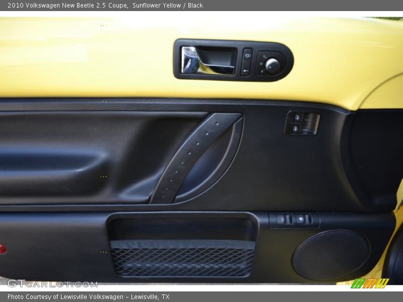Sunflower Yellow / Black 2010 Volkswagen New Beetle 2.5 Coupe