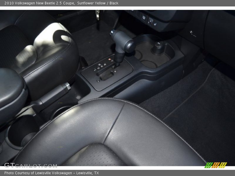 Sunflower Yellow / Black 2010 Volkswagen New Beetle 2.5 Coupe