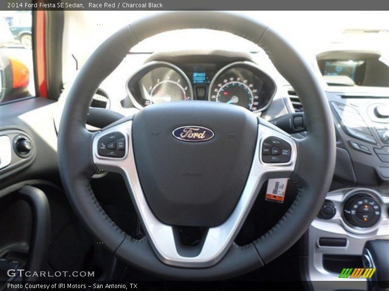 Race Red / Charcoal Black 2014 Ford Fiesta SE Sedan
