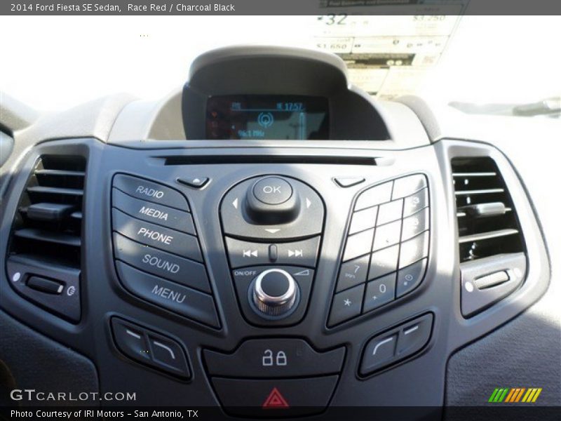 Race Red / Charcoal Black 2014 Ford Fiesta SE Sedan