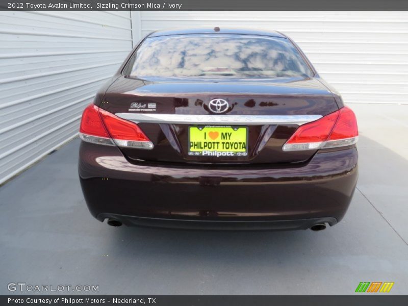 Sizzling Crimson Mica / Ivory 2012 Toyota Avalon Limited