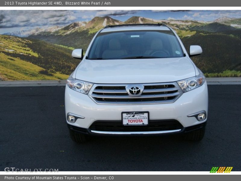 Blizzard White Pearl / Ash 2013 Toyota Highlander SE 4WD