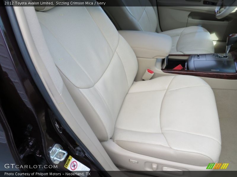 Sizzling Crimson Mica / Ivory 2012 Toyota Avalon Limited