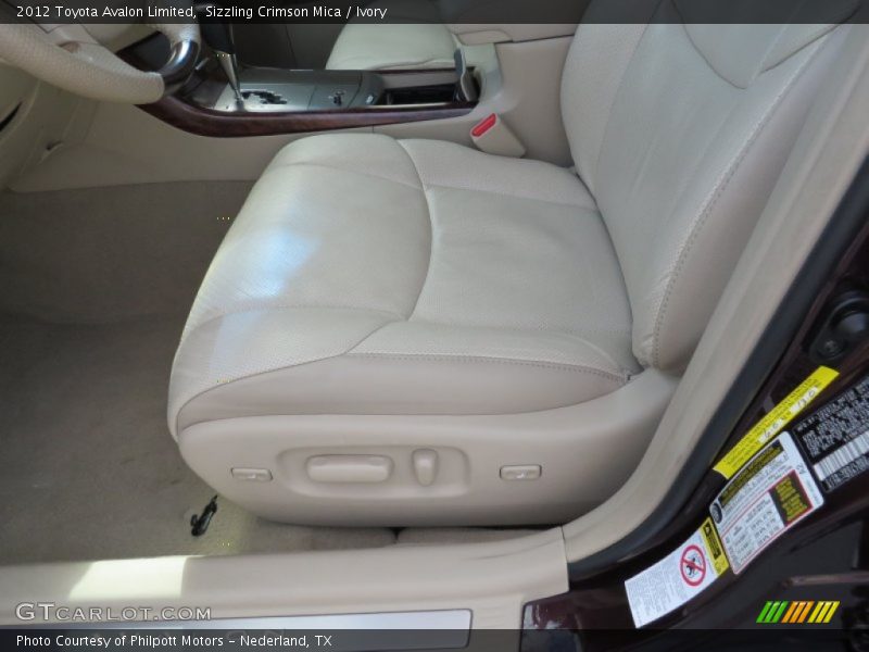 Sizzling Crimson Mica / Ivory 2012 Toyota Avalon Limited